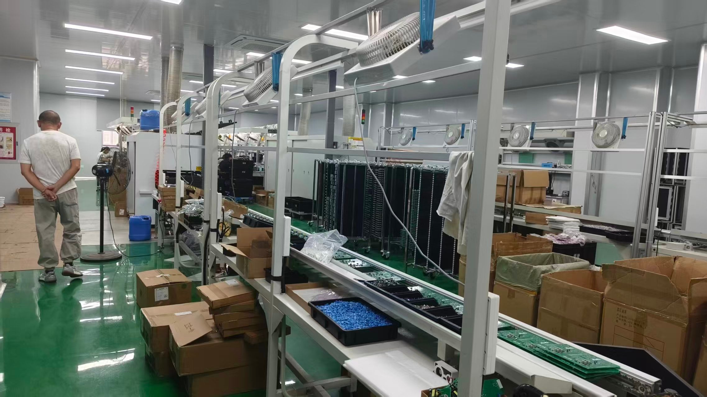 Component assembly line in the workshop